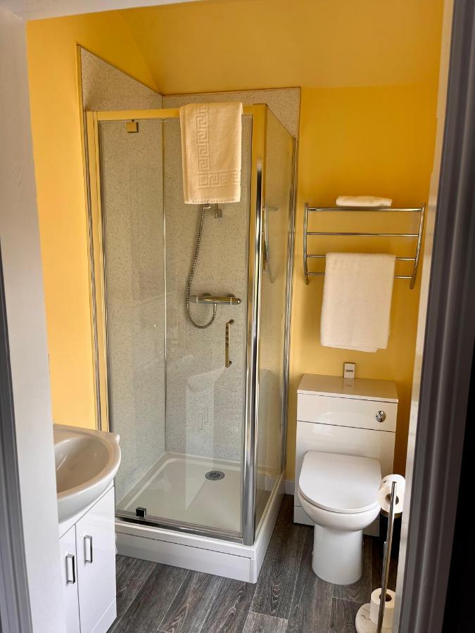 Hk Rooms - Self Catering Rooms 洛斯托夫特 外观 照片