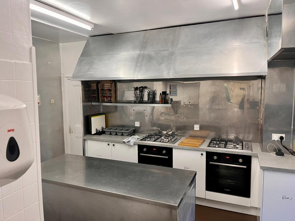 Hk Rooms - Self Catering Rooms 洛斯托夫特 外观 照片